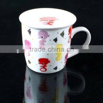 ceramic cup with lid