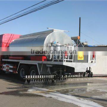 SINOTRUK 6x4 12000liters Bitumen Sprayer Truck photo-5