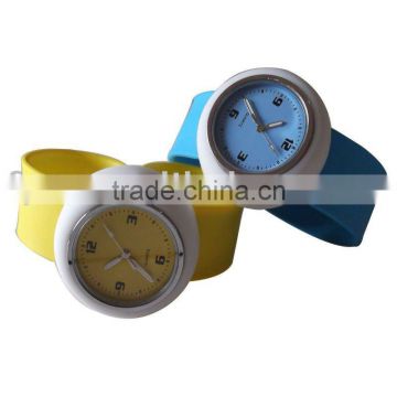 the promotional silicone slap wristband watch