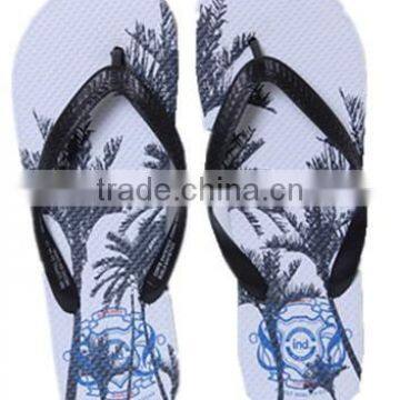 2014 Fashion White Cheap Wholesale Beach Shorts With Mesh Lining photo-5