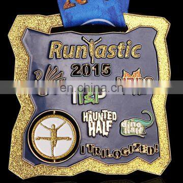 Fantastic zinc alloy gold plated single side color filled rotated medal