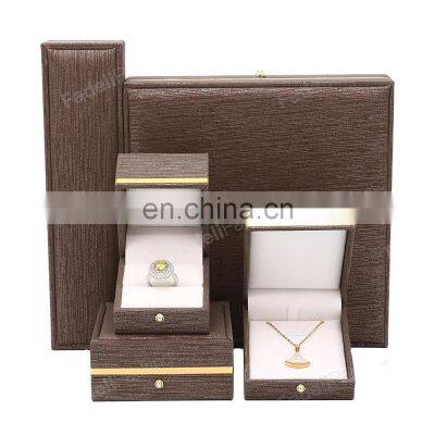 New Arrival Hot Selling Custom Leather Jewelry Box Custom Logo Ring Jewelry Box photo-3