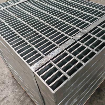 Steel Bar Grating for Pedestrian Safety With Anti-Slip Teeth Surface