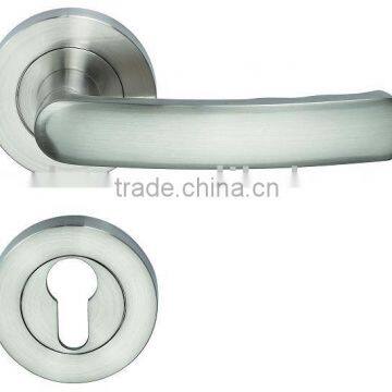 Fussion door handle