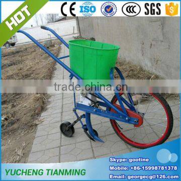 Faremer family use hand push corn seeder with best price