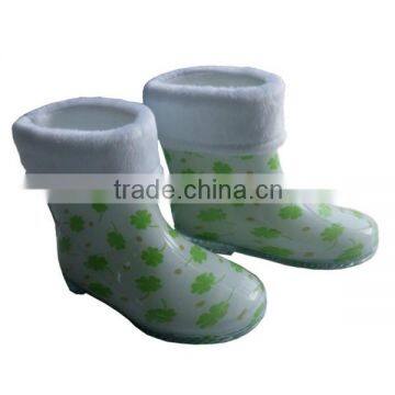 heat preservation inject transparent printed rain boots with Line removable EVA kids