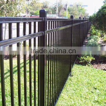 China supplier galvanized or powder coated palisade steel fence