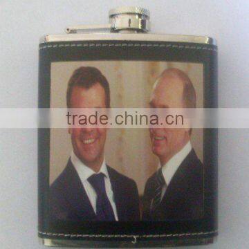 Mini hip flask with leather covered