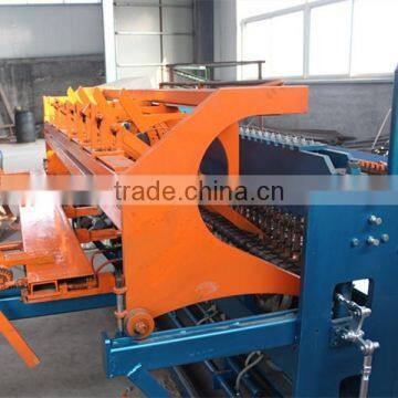 Chicken Cage Mesh Welding Machine photo-6