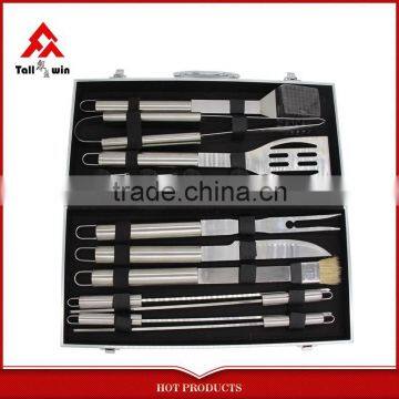Hot Promotion Outdoors pp Box 18 Pcs Bbq Tools Set photo-3