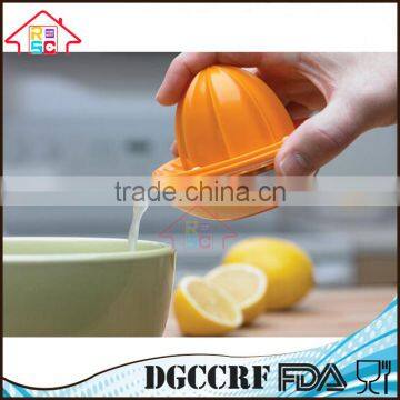 NBRSC Progressive Dome Lid Manual Citrus Juicer Lemon Juice Extractor Hand Plastic Lemon Squeezer photo-4