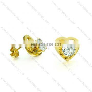 Statement women diamond stud earring with a heart