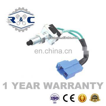 R&C High Quality Auto Brake Lighting Switches 84340-20010 For Toyota Celica /Corolla 1.6 GT-2.0 72-78 Car Braking Light Switch photo-3