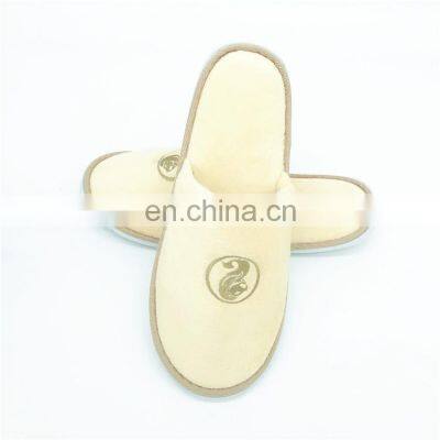 Custom Disposable closed-toe 100% cotton velour velvet 5 star hotel slippers