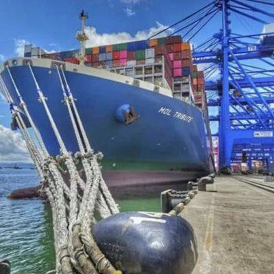 A Professional Logistics Company Specializing in the Transportation of Liquid Cosmetics, Providing DDP Services in the UAE, Saudi Arabia, and Qatar. photo-2