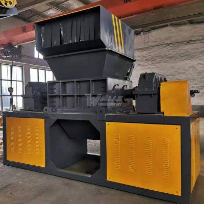 Broyeur à double arbre pour tôle verticale et concasseur de pneus