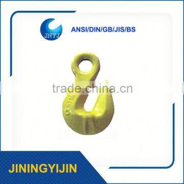 Self Locking Hook With Grip