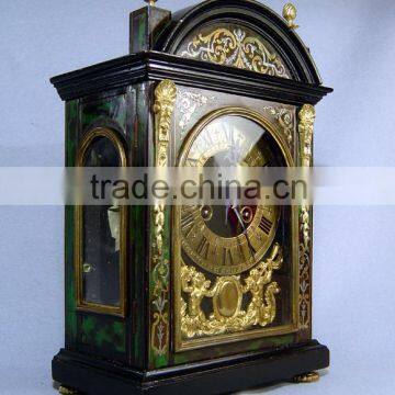 american desk clock