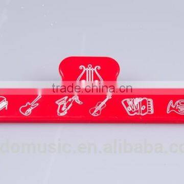 Made In China Custom Best quality Promotion music note office stationery plastic file clips.