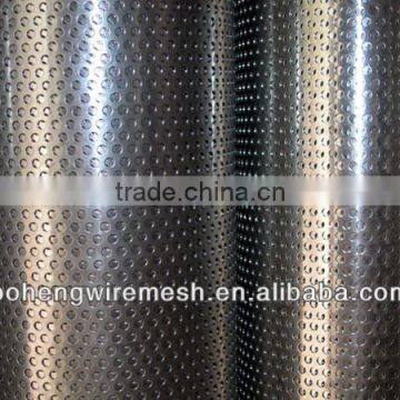 SMALL HOLE EXPANDED METAL FENCING
