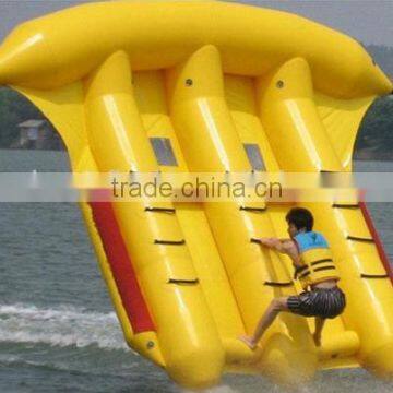 2016 Inflatable flying fish banana boat water park equipments for sale