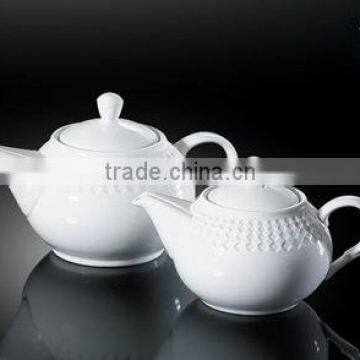 1150ml 750ml white color porcelain tea pot w.grid HX1099