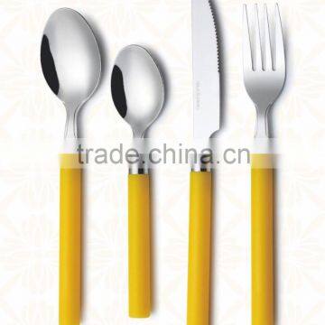 STAINLESS STEEL FLATEWARE SET, WITH PLASTIC HANDLE