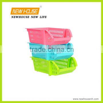 Colorful and Folding Plastic Storage Baskets for Daily Use