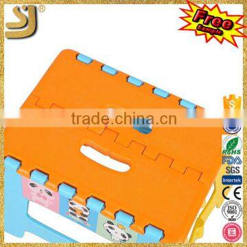 China Gold Supplier Injection Folding Stool Moulds, High Reflective Injection Folding Stool Moulds photo-3