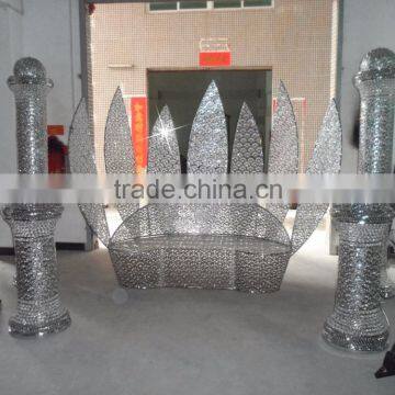 Elegant New Design Wedding Bride and Groom Chair With Tall Roman Pillar for Wedding Decoration photo-2