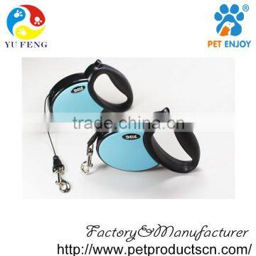 Retractable Dog Leash - Comfortable Ergonomic Design Gives Full Control of Your Dog Enabling Instant Retraction