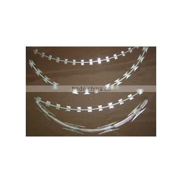 ISO9001:2008 Galvanized Razor Barbed Wire