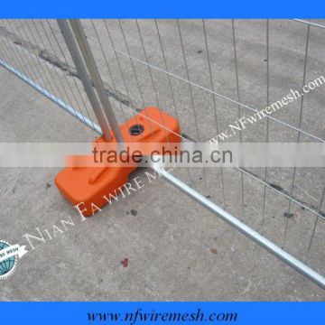 galvanized moveable temporary fence