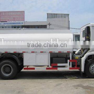 SINOTRUK 3-24 Cubic Oil/Water HOWO Tank Truck photo-3