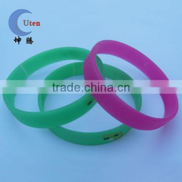 Cheap Custom Silicone Rubber Wristbands