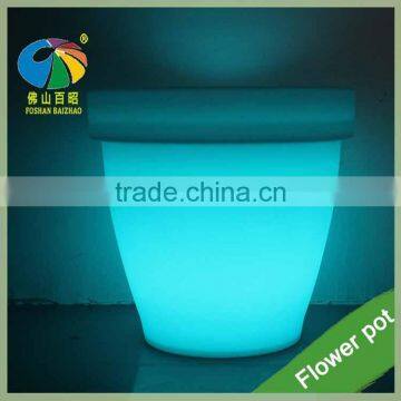New Products High Quality Light Up Outdoor Furniture LED Flower Pot Color Changing Planter Illuminate Glowing Garden Pot Plastic
