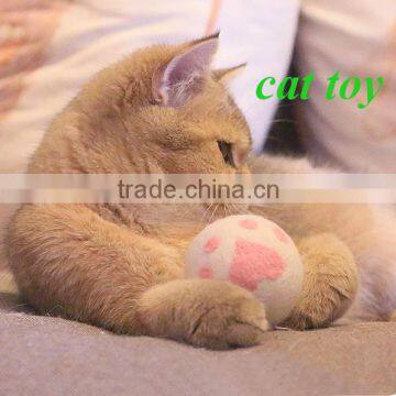 2017 best 100% wool ball cat toy in stock