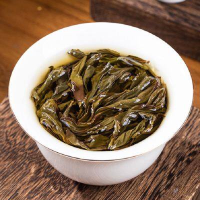 Листья чая, чай с пухэровым ароматом