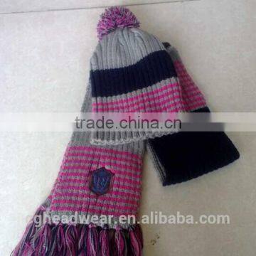hot sale beanie hat ,acrylic hat / winter hat / knitted hat scarf attached