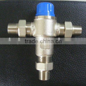 brass 3/4 Selector/Switch Valve with 1/2 mobile nuts