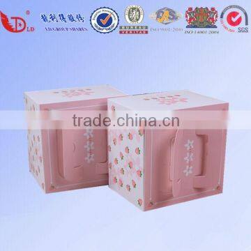 Sweet White Papercard Cake Box With Handle