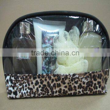 Wholesale bathroom set of travel kit