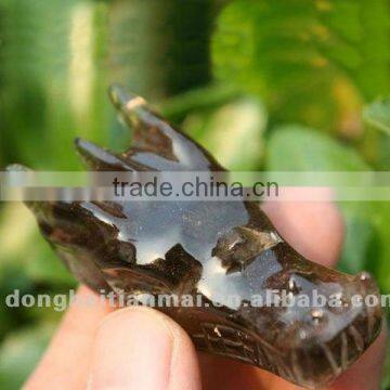 Natural Rock Quartz Carved Dragon Head Skull /Crystal dragon head Skull for Giveaway gifts