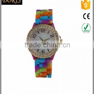 Wholesale charm man's wrist watches alloy material case silicone band