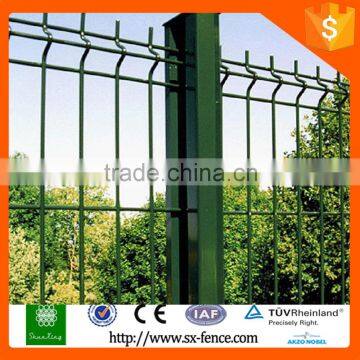 Green prefabricated steel fence