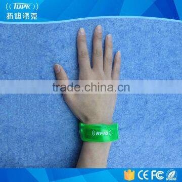 Overwriting125rf t5577 sports passive rfid wristband