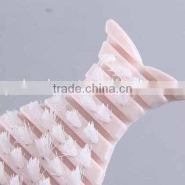 Flexible Fish-shaped Kitchen Cleaning Brush photo-2