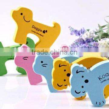 Colorful cheapest good quality animal cartoon foam extra thickness novelty door stopper