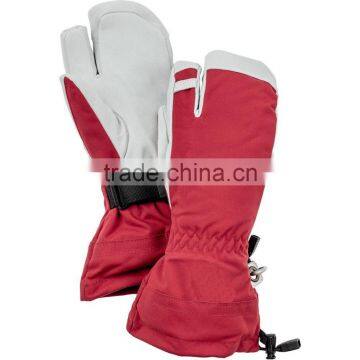 Gauntlet style ski gloves-Red