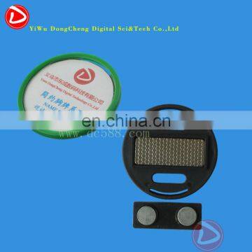 2014 new products 44mm round name card With magnetic badges Factory direct sale